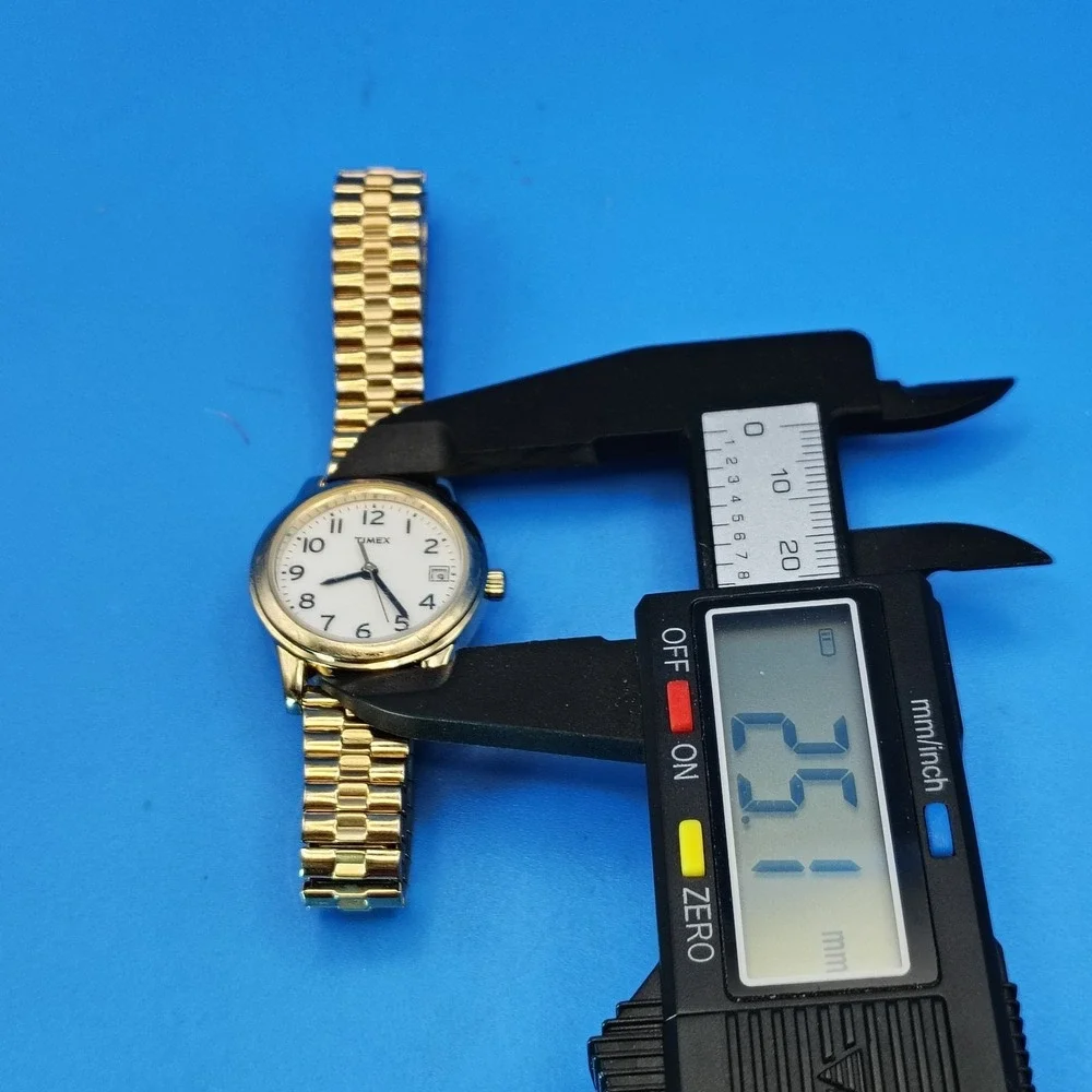 Vintage 1996 Timex Indiglo‎ Date 25mm Women's Quartz Watch Gold Size 4-8+